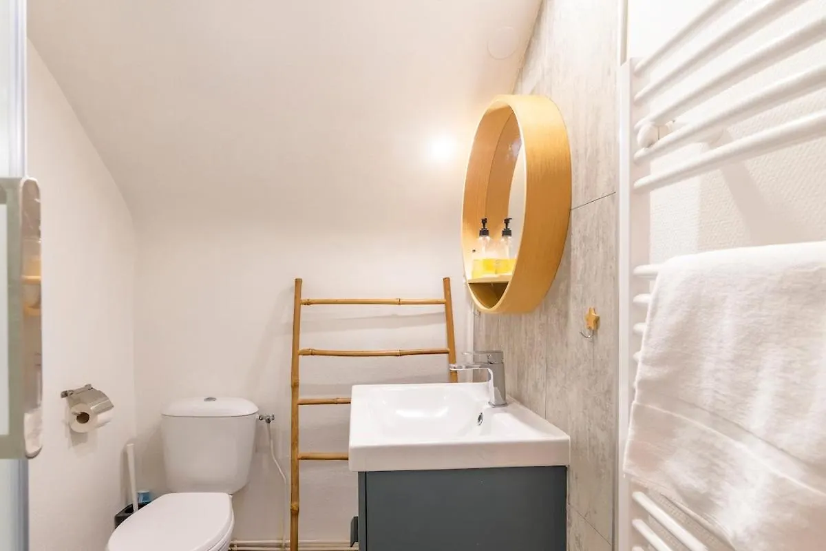 Apartament Au Coeur De La Ville, Traversant Et Tout Confort Vannes Francja