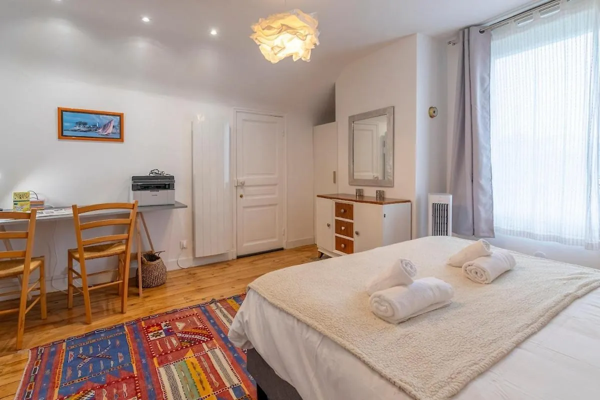 Apartament Au Coeur De La Ville, Traversant Et Tout Confort Vannes